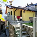 Casa Fausto Semesterbostad Vercana