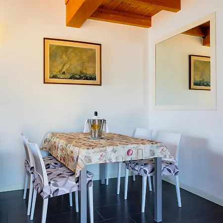 Casa Fausto * Vercana