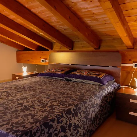 Casa Fausto Holiday home Vercana